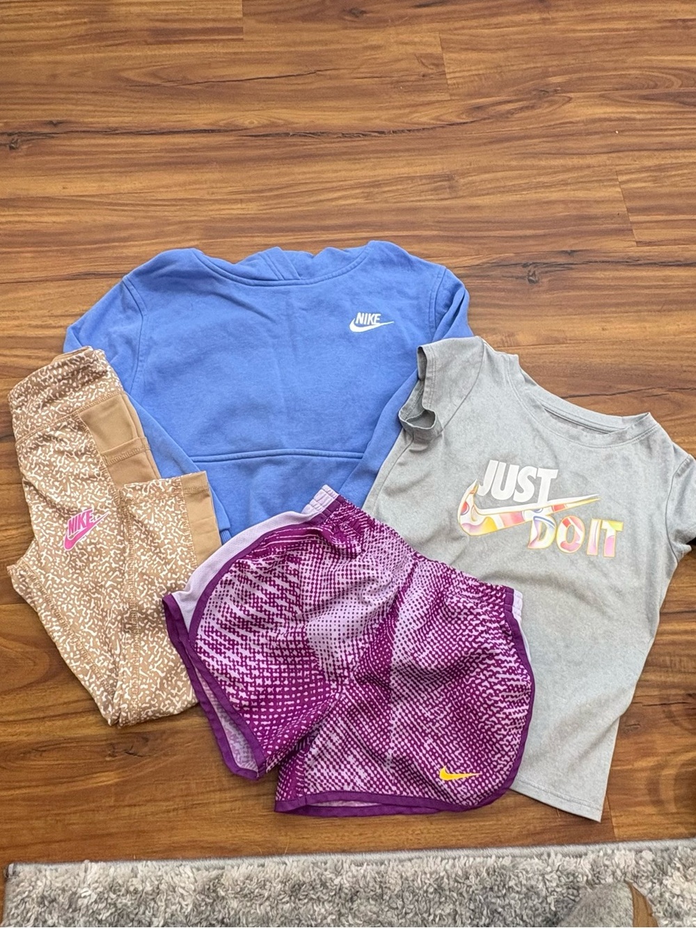 Girls Nike Lot Size 6 Shorts Leggings Hoodie Performance T-shirt